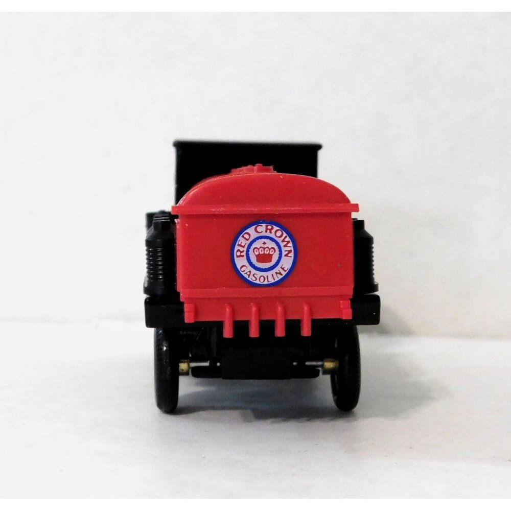Chevron Red Crown 1927 Gas Truck Diecast Lledo - Picture 6 of 11